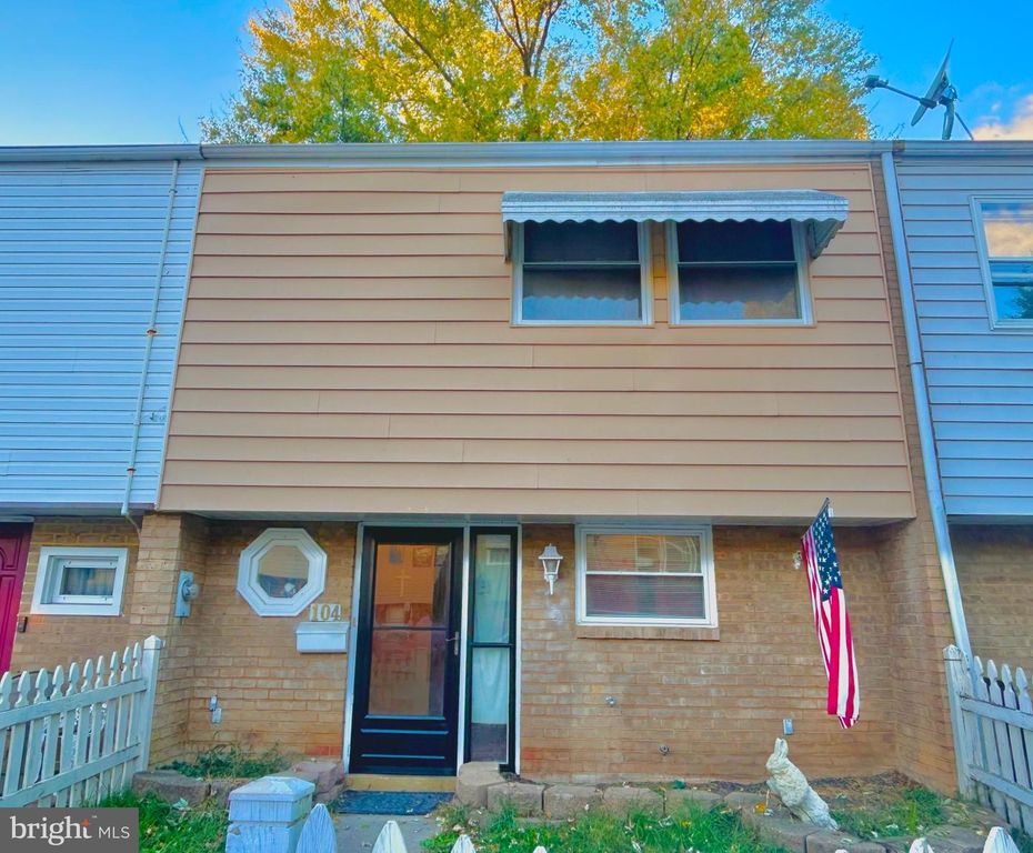 104 BETHLEHEM CT, Hagerstown, MD 21740