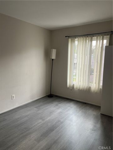 5484 Dobbs Street 130, Los Angeles, CA 90032