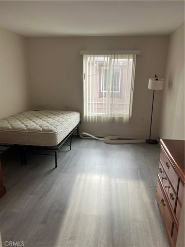 5484 Dobbs Street 130, Los Angeles, CA 90032