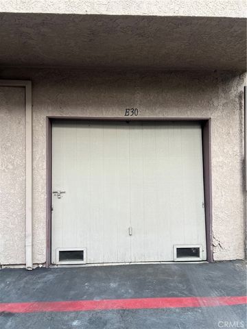 5484 Dobbs Street 130, Los Angeles, CA 90032