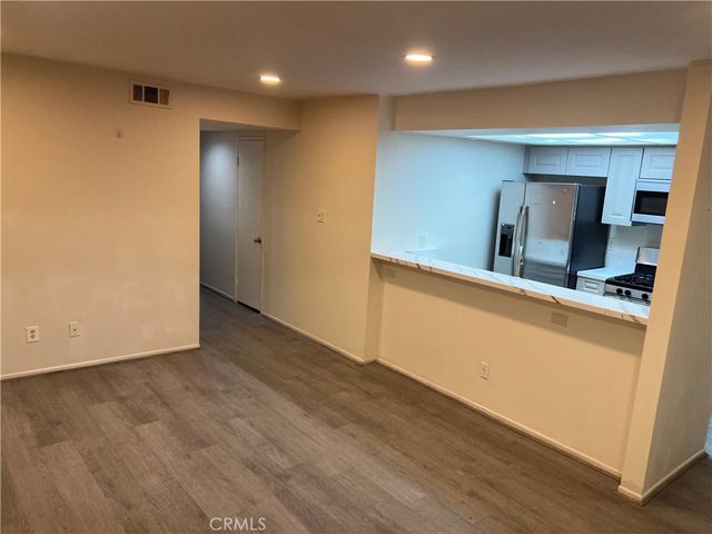 5484 Dobbs Street 130, Los Angeles, CA 90032