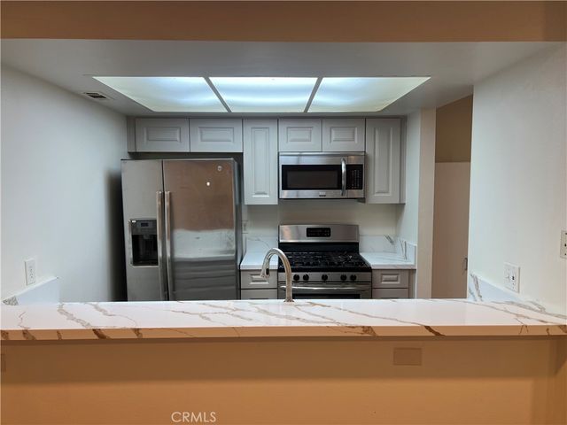 5484 Dobbs Street 130, Los Angeles, CA 90032