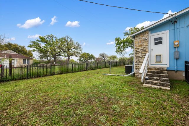 106 Black Rock DR, Buchanan Dam, TX 78609