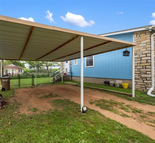 106 Black Rock DR, Buchanan Dam, TX 78609