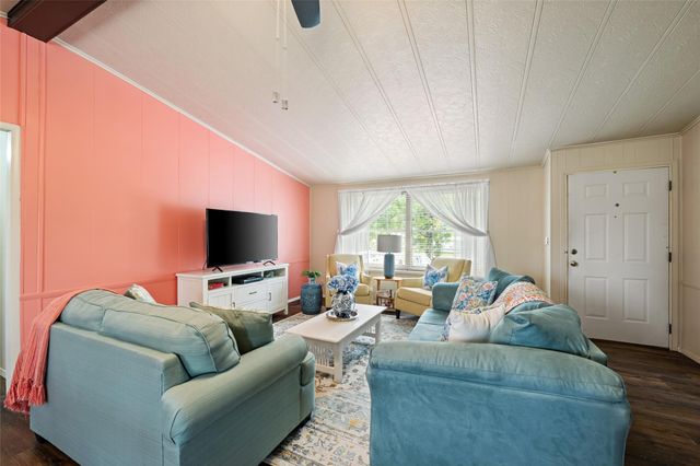 106 Black Rock DR, Buchanan Dam, TX 78609