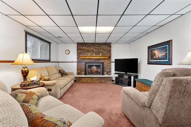 1413 E Hamilton Avenue, Eau Claire, WI 54701