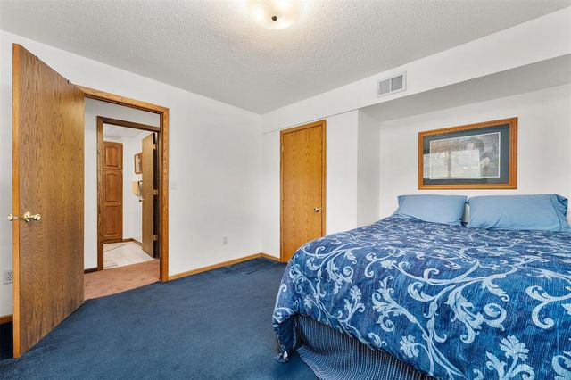 1413 E Hamilton Avenue, Eau Claire, WI 54701