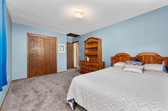 1413 E Hamilton Avenue, Eau Claire, WI 54701