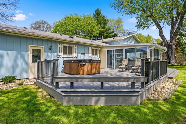 1413 E Hamilton Avenue, Eau Claire, WI 54701