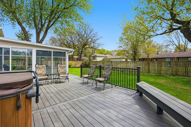 1413 E Hamilton Avenue, Eau Claire, WI 54701