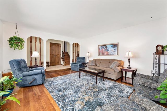 1413 E Hamilton Avenue, Eau Claire, WI 54701