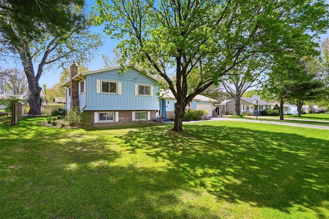 1413 E Hamilton Avenue, Eau Claire, WI 54701