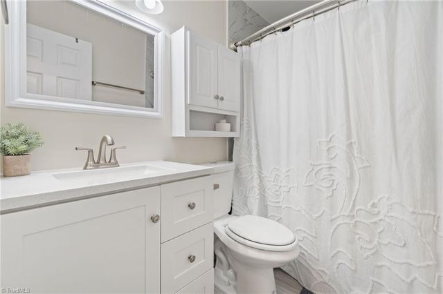 450 Black Lake Road, Thomasville, NC 27360