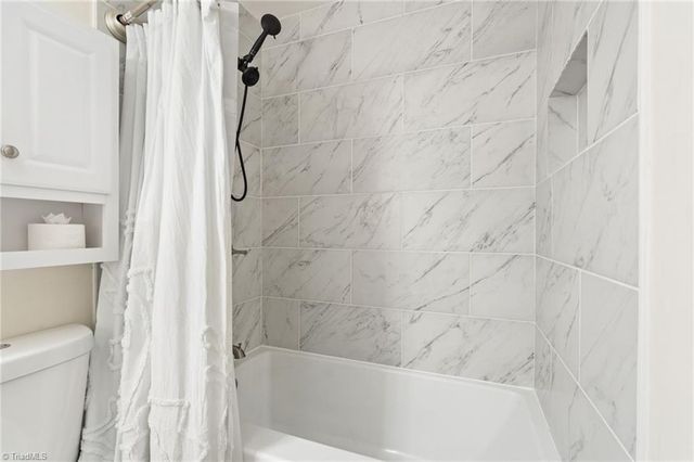 450 Black Lake Road, Thomasville, NC 27360