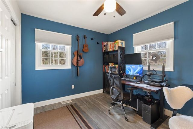 450 Black Lake Road, Thomasville, NC 27360