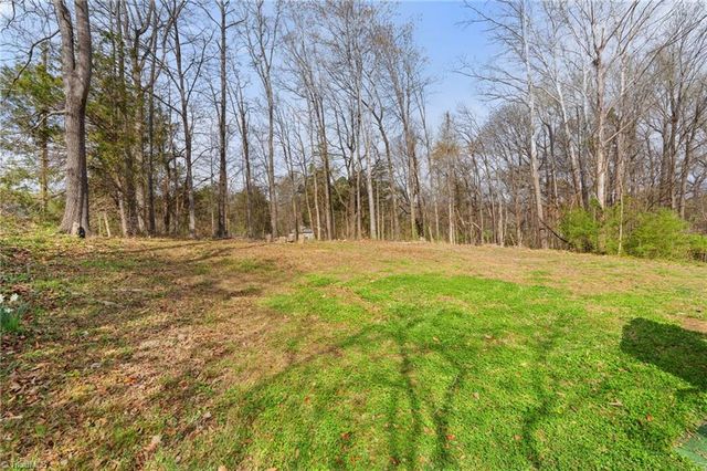 450 Black Lake Road, Thomasville, NC 27360