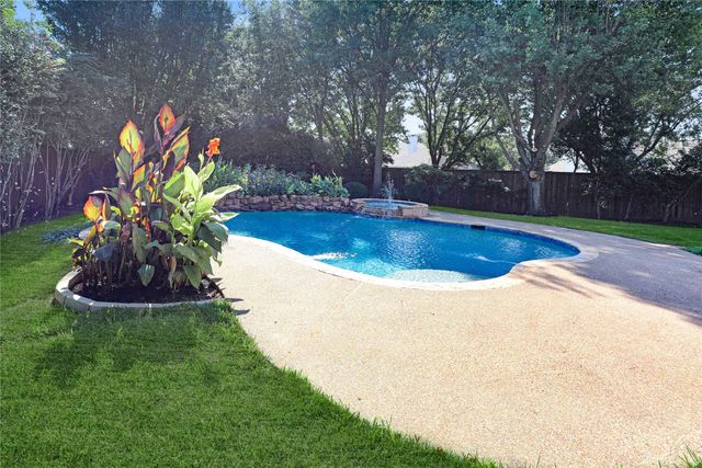 1308 Lakeway Drive, Southlake, TX 76092