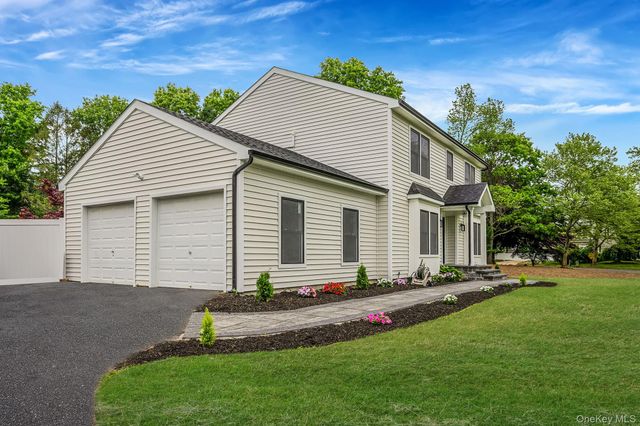 189 Southfield Road, Baiting Hollow, NY 11933