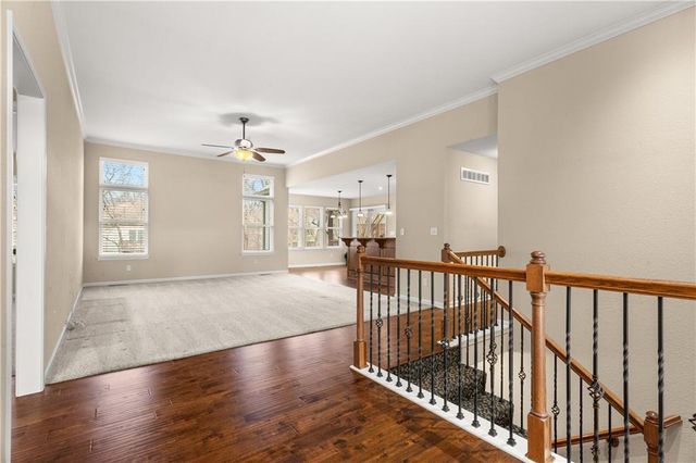 2724 S Woodbury Drive, Independence, MO 64055