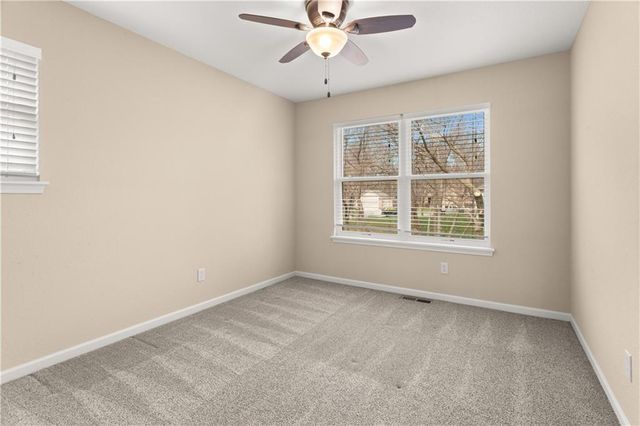 2724 S Woodbury Drive, Independence, MO 64055