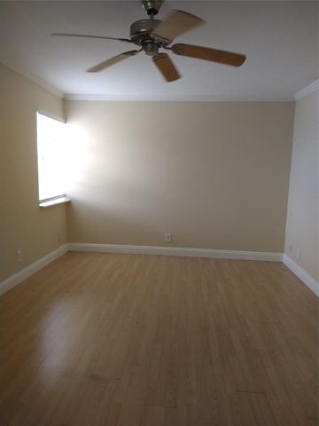 8903 NW 28th Drive B, Coral Springs, FL 33065