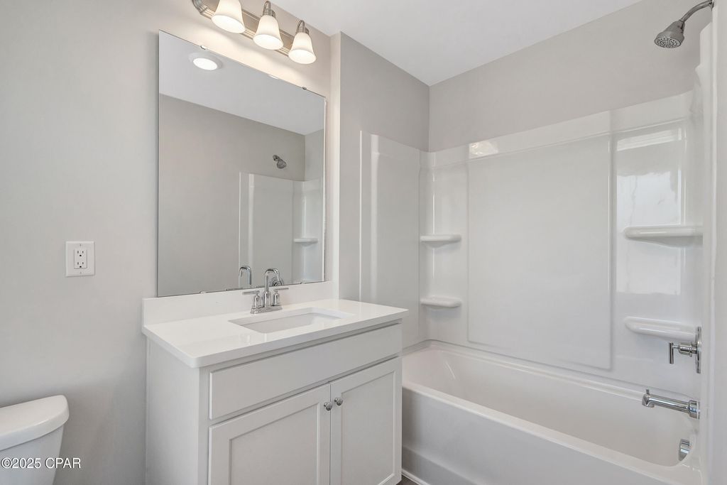 Image 10 of property listing at 7687 Grotto Lane 14, Panama City Beach, FL 32408