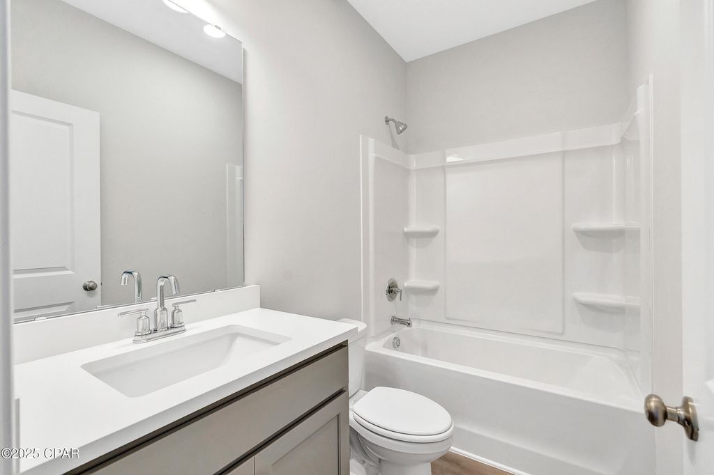 Image 4 of property listing at 7687 Grotto Lane 14, Panama City Beach, FL 32408
