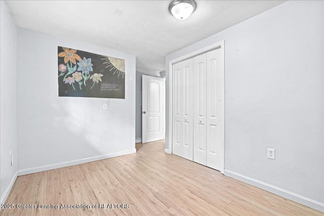 2360 Gilbert Road, Lansing, MI 48911