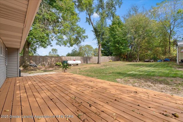 2360 Gilbert Road, Lansing, MI 48911