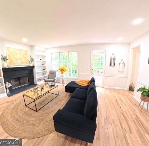 1952 Skidmore Circle, Lawrenceville, GA 30044