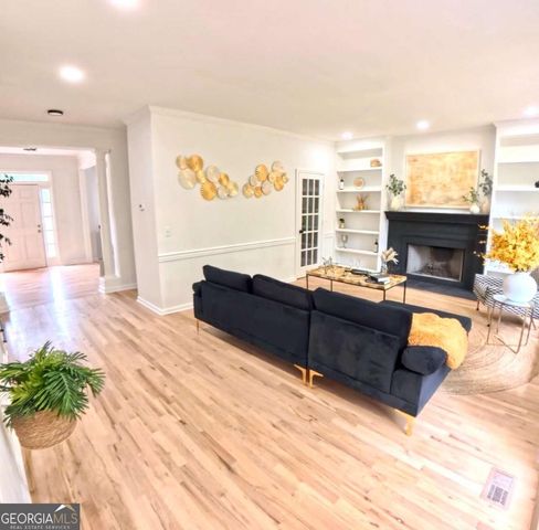 1952 Skidmore Circle, Lawrenceville, GA 30044