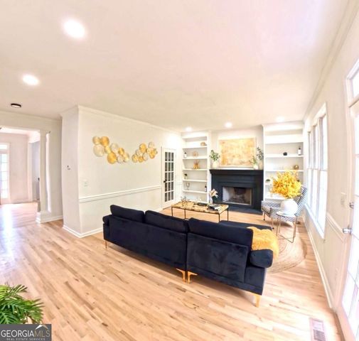 1952 Skidmore Circle, Lawrenceville, GA 30044