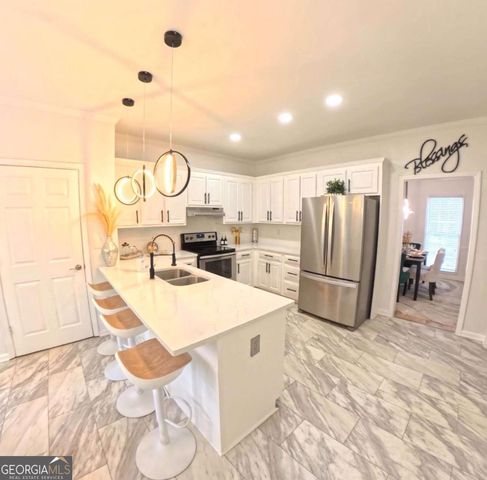 1952 Skidmore Circle, Lawrenceville, GA 30044
