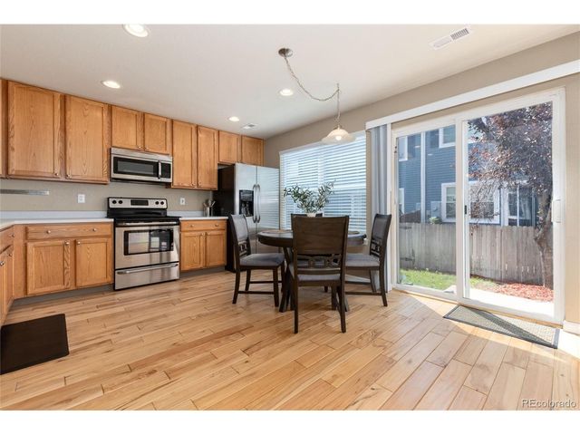 7831 S Kittredge Cir, Englewood, CO 80112
