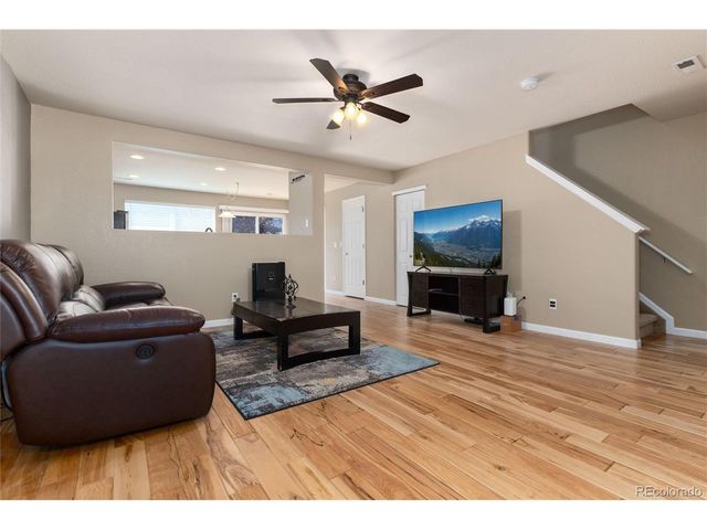 7831 S Kittredge Cir, Englewood, CO 80112