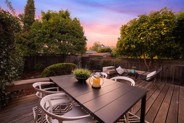 1038 Pomona Ave, Albany, CA 94706