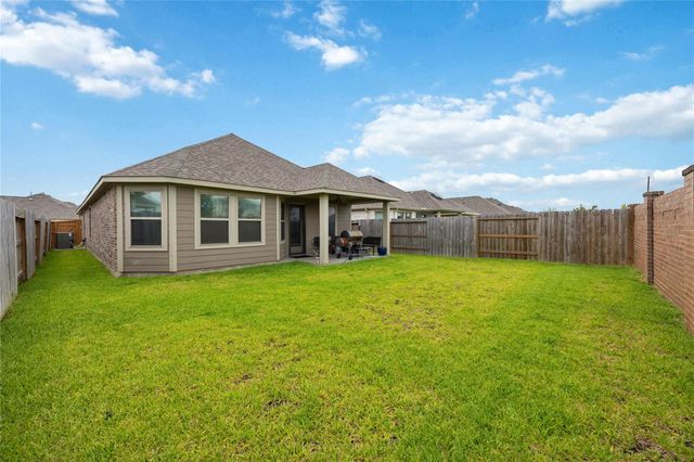 8118 Royal Breeze Drive, Cypress, TX 77433