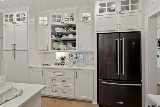 3204 Lake Forest Dr., Tyler, TX 75707