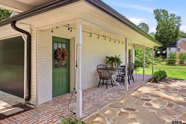 3204 Lake Forest Dr., Tyler, TX 75707