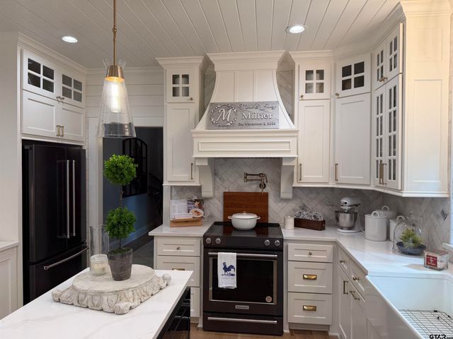 3204 Lake Forest Dr., Tyler, TX 75707