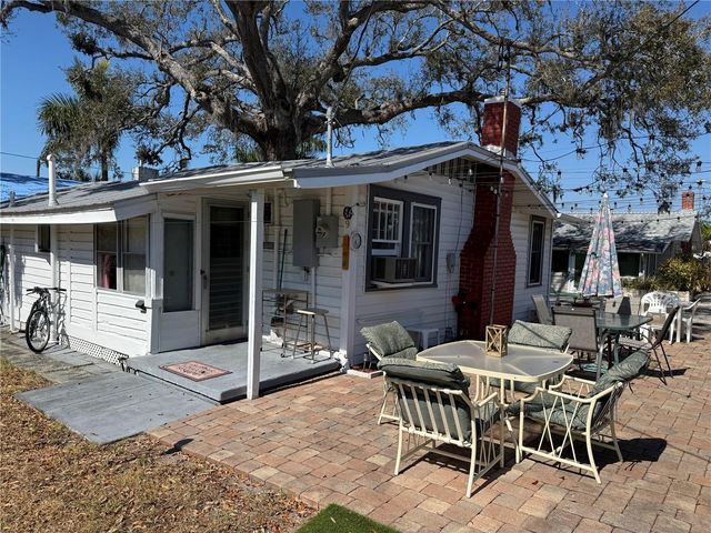 9 PONCE DE LEON STREET, Bradenton, FL 34208