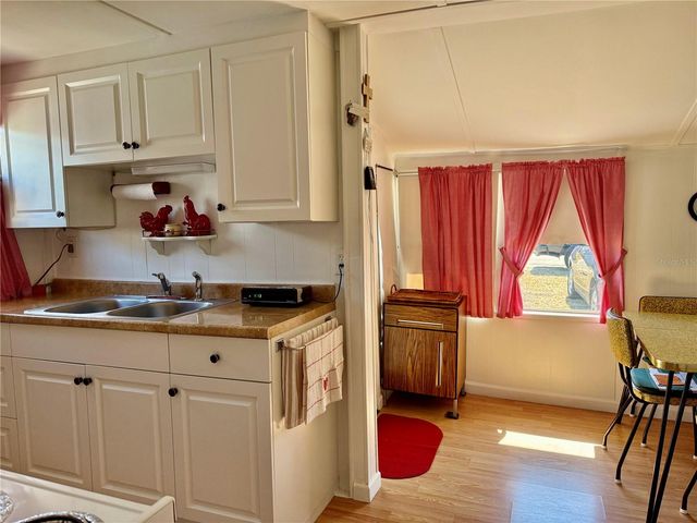 9 PONCE DE LEON STREET, Bradenton, FL 34208