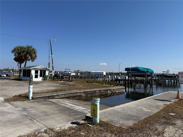 9 PONCE DE LEON STREET, Bradenton, FL 34208