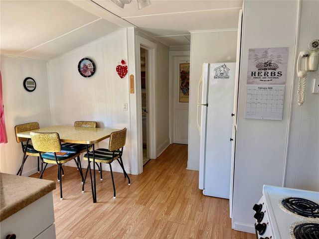 9 PONCE DE LEON STREET, Bradenton, FL 34208