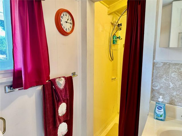 9 PONCE DE LEON STREET, Bradenton, FL 34208