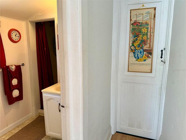 9 PONCE DE LEON STREET, Bradenton, FL 34208