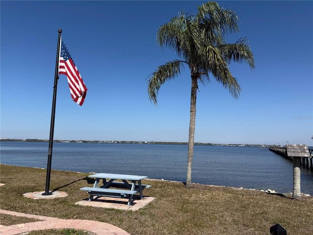 9 PONCE DE LEON STREET, Bradenton, FL 34208