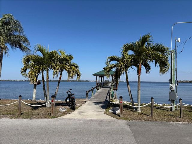 9 PONCE DE LEON STREET, Bradenton, FL 34208