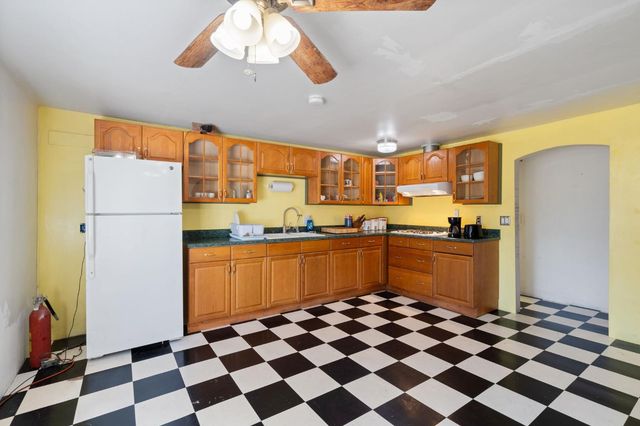 2896 Allan Ave, West Sacramento, CA 95691