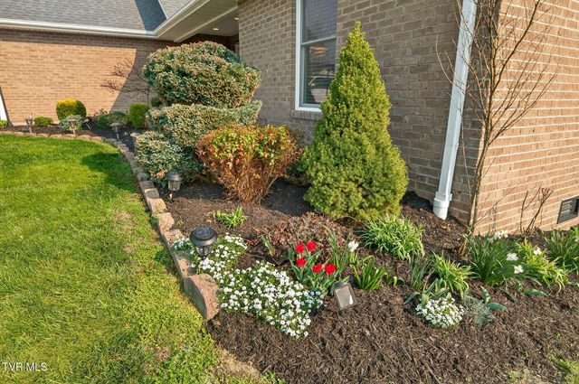 410 Garden Meadow Drive, Greeneville, TN 37745